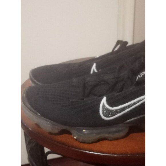 Nike Air VaporMax 2021 Flyknit Womens Size 9.5 Black Running Shoes Sneakers - Picture 7 of 15